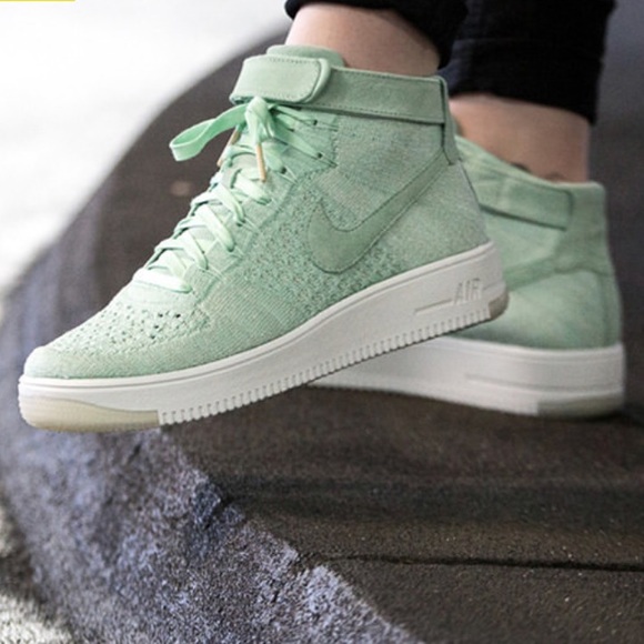 Nike air force1 flyknit sneakers - Picture 4 of 7